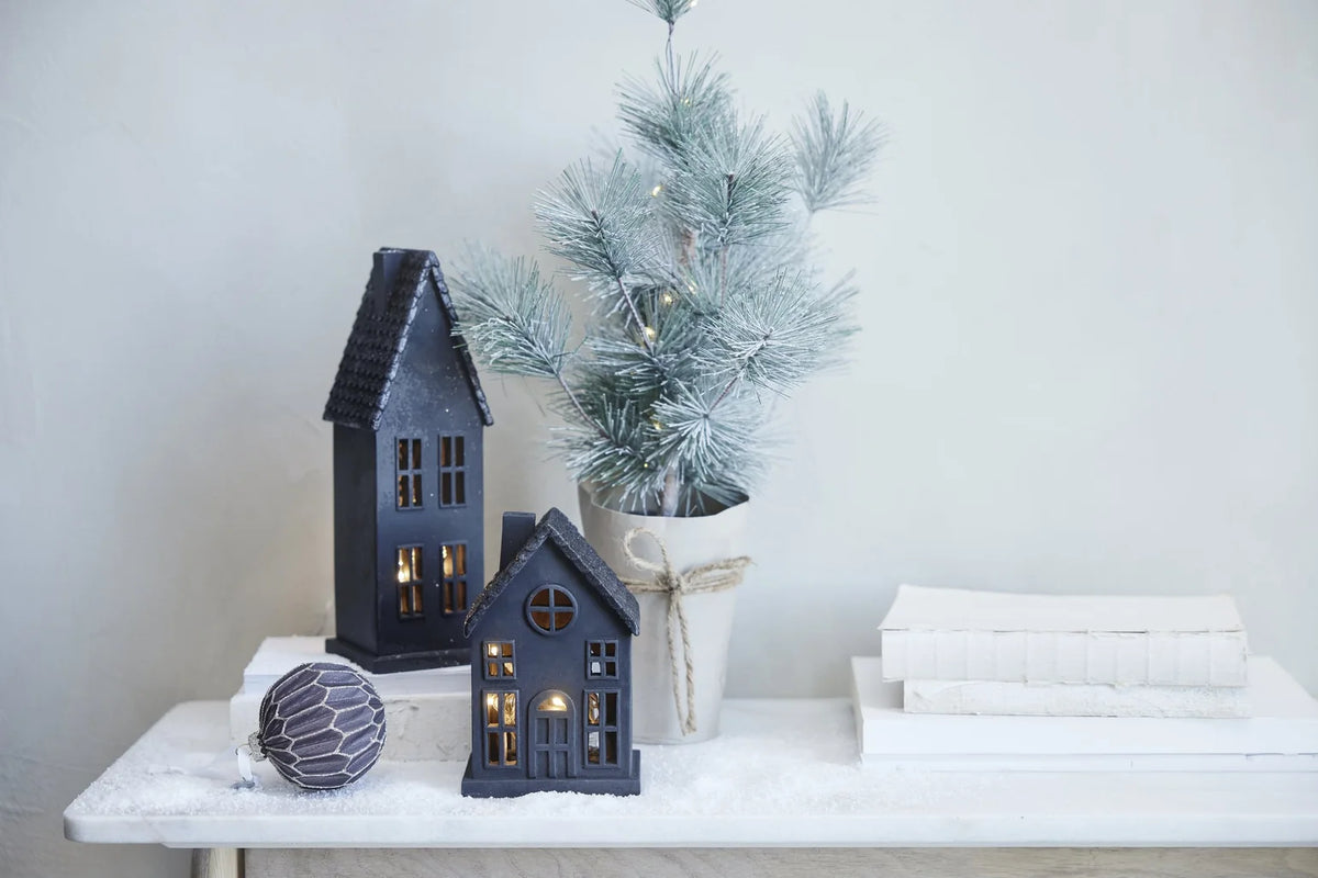 Decorative House - Black, 17 cm